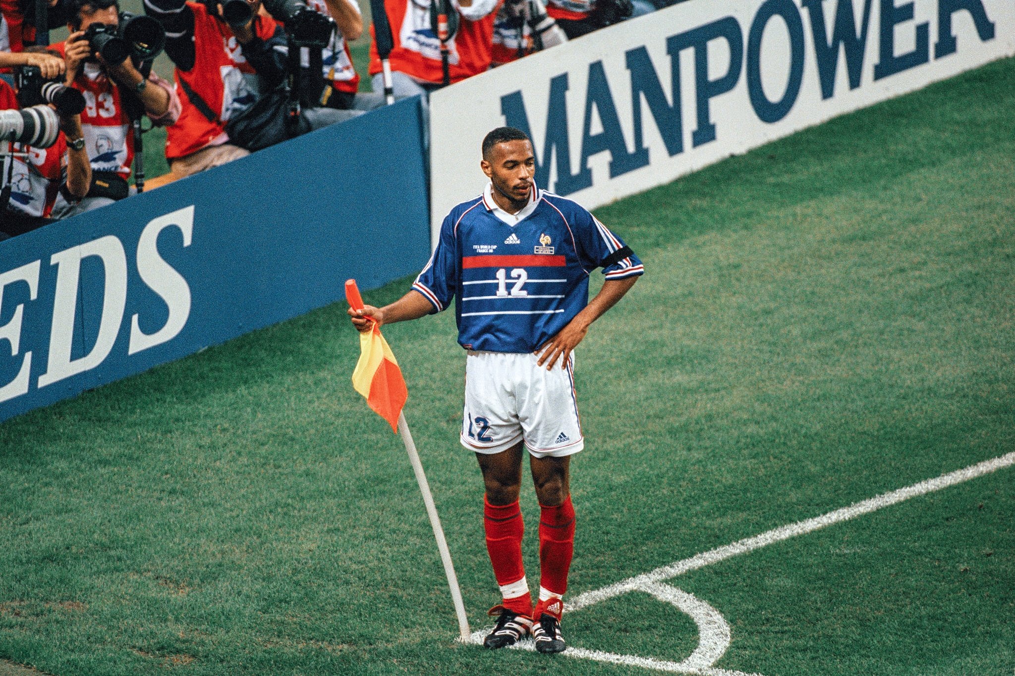 98世界杯法国赛程(1998年7月12日，法国历史上首次夺得男子足球世界杯)